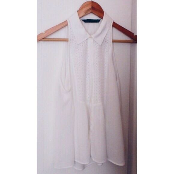 ✨HP 6-3-17✨Zara Racer Back Collar Top✨ - Picture 2 of 4